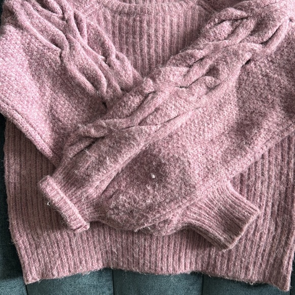 Astr the Label heavy knit sweater with puff sleeves - Picture 7 of 8